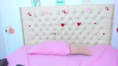 kim_eli online show from February 16, 7:49 pm