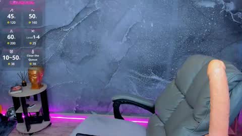 KIM online show from March 2, 8:48 am