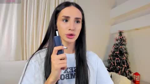 Kim Oberlin online show from December 19, 11:27 am