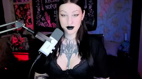 Hi Im Kimberly but u can call me Kim. Turn on ur sound i love to talk and moan online show from April 21, 8:38 pm