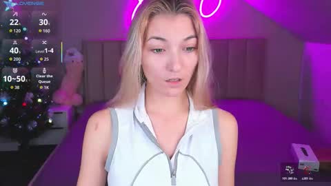 kimberlly_smith online show from December 21, 12:17 am