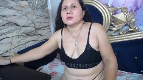 kimberly online show from October 28, 7:48 pm