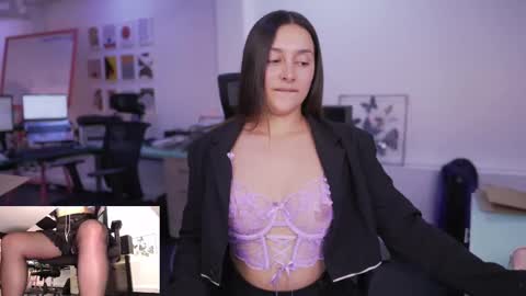 Kimberly 1200-1900 GMT-5 online show from October 15, 7:15 pm