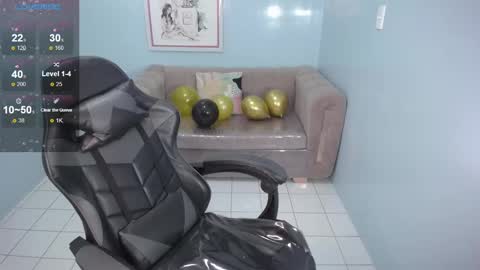 Snapshot of kimberly_thomson_t chatting on January 18, 1:29 pm kimberly online show from January 18, 1:29 pm