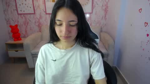 Snapshot of kimberly_thomson_t chatting on September 20, 11:13 am kimberly online show from September 20, 11:13 am