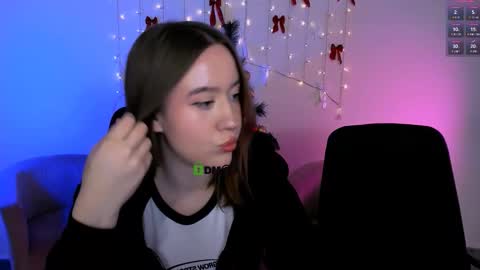 just Kimi  online show from January 14, 9:50 am