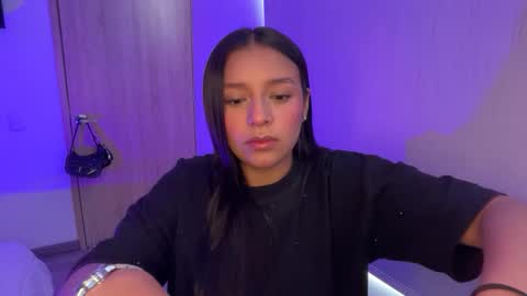 kimmi online show from June 4, 10:05 pm