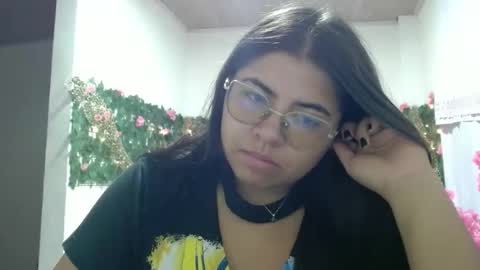 Kimmy online show from December 3, 2:23 am