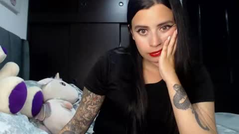 kelly online show from December 28, 10:34 pm