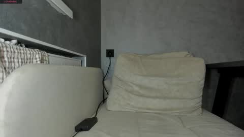 Kimmy online show from February 7, 6:11 pm