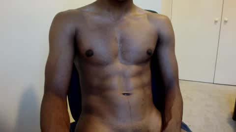 Snapshot of kinda_horny_right_now chatting on February 11, 9:20 am Isaac online show from February 11, 9:20 am