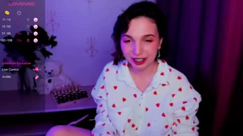 Hazel online show from November 22, 8:18 pm