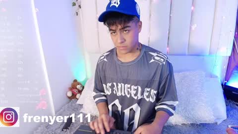 king  help me reach 100 likes online show from January 31, 3:20 am