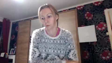 sexysexyhotwetpinkredpussy online show from October 27, 5:46 pm