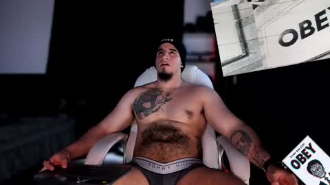 King Bear online show from February 7, 12:20 am