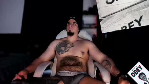 King Bear online show from February 16, 11:16 am