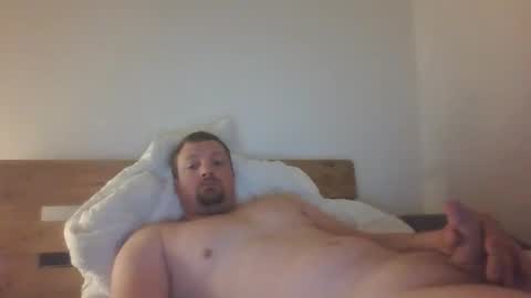 kingbigger90604925 online show from March 4, 5:26 am