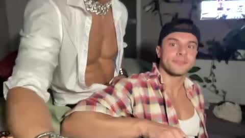 kingboy2333 online show from July 19, 2:03 am