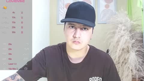 kingdominico online show from December 8, 8:47 pm