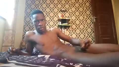 kingemizzy online show from November 17, 7:00 am