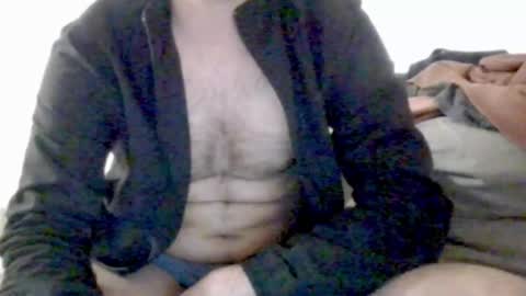 kingindisguise69 online show from March 10, 2:50 am