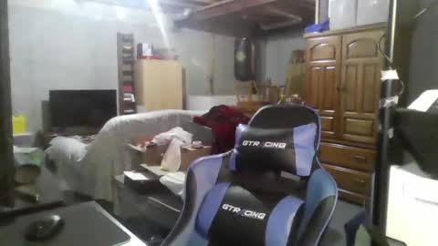 Master  King Tommy online show from March 5, 9:27 am