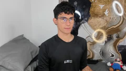  A L E X  online show from April 13, 12:48 am