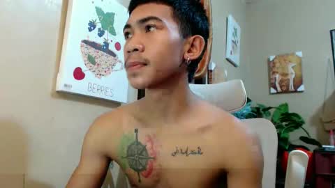 Snapshot of kingscock18 chatting on October 6, 3:24 am ALVIN online show from October 6, 3:24 am