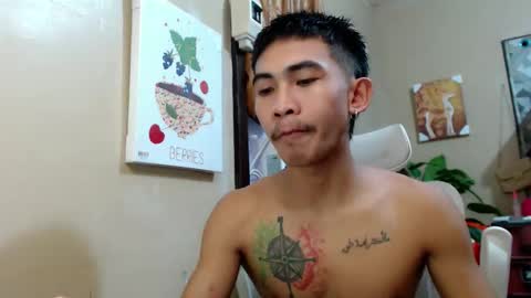 Snapshot of kingscock18 chatting on October 14, 12:30 pm ALVIN online show from October 14, 12:30 pm