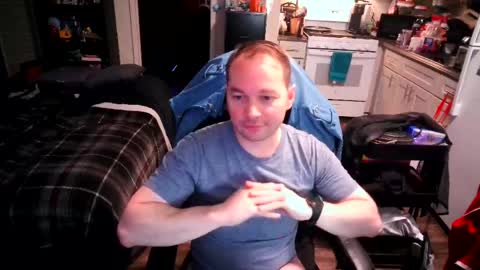 kingtidus390 online show from April 15, 9:56 am