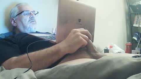 kingtongue10 online show from December 3, 2:01 am