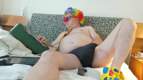 Snapshot of kinkcentral chatting on October 12, 10:08 am kinkcentral online show from October 12, 10:08 am