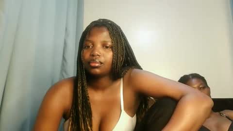 Lola online show from December 4, 9:20 am