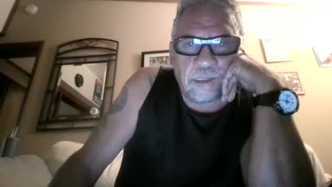 coolassmofo online show from April 30, 4:17 am