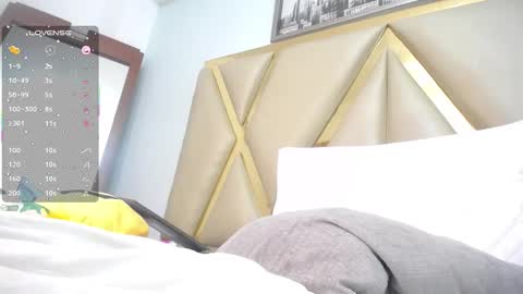 Snapshot of kinkyhousewifee_ chatting on February 15, 9:05 am MISS RYN online show from February 15, 9:05 am