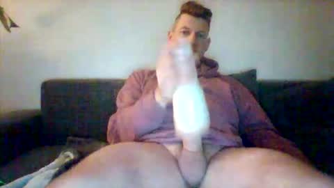 kinkylionboy online show from February 6, 4:54 pm