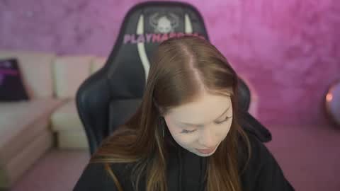 Sweet girls online show from April 17, 2:25 am