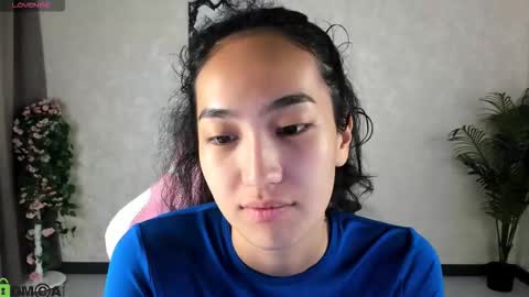 Aura online show from September 22, 3:54 am