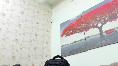 Snapshot of kira_mackenzie chatting on February 28, 6:20 pm kira online show from February 28, 6:20 pm