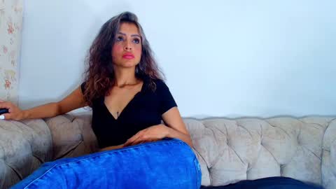 Snapshot of kira_mackenzie chatting on September 24, 12:01 pm kira online show from September 24, 12:01 pm