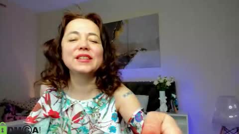 kiraadamss online show from March 1, 2:38 am