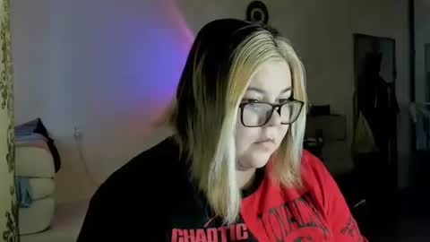 Just Kira online show from February 3, 1:08 pm