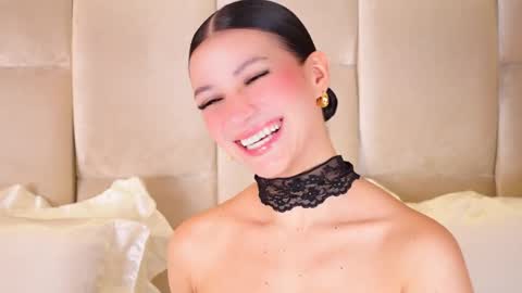 Snapshot of kirakayleigh chatting on October 3, 1:15 am kira online show from October 3, 1:15 am