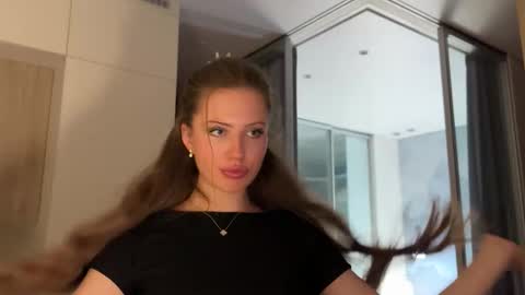 Kira online show from March 16, 4:22 pm