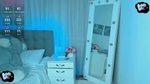    online show from April 22, 8:43 am