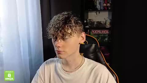 Kirill and Andrey online show from December 15, 11:17 am