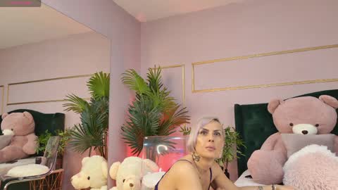 Kirra online show from April 3, 5:14 am