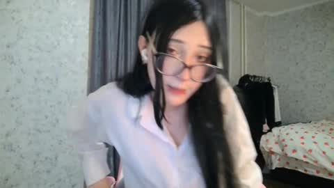 Snapshot of kirstievelasco chatting on September 22, 6:12 pm Nicole online show from September 22, 6:12 pm