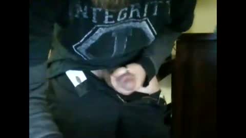 Snapshot of kis4kum chatting on December 6, 2:22 pm kis4kum online show from December 6, 2:22 pm