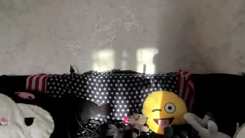 Hina online show from April 18, 12:40 pm